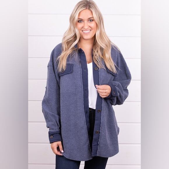 Free People Ruby Oversized Shirt Jacket in Oceana Blue L - Picture 3 of 9